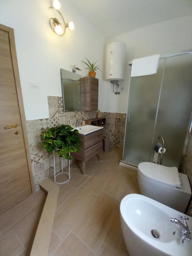 Divina Cuspide Bed & Breakfast Guspini Exterior foto