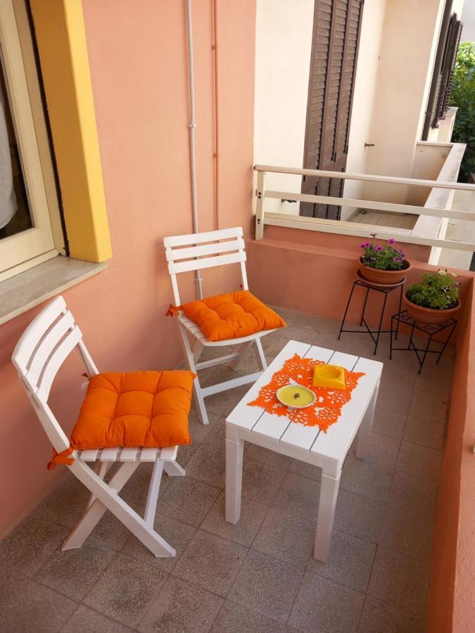 Divina Cuspide Bed & Breakfast Guspini Exterior foto