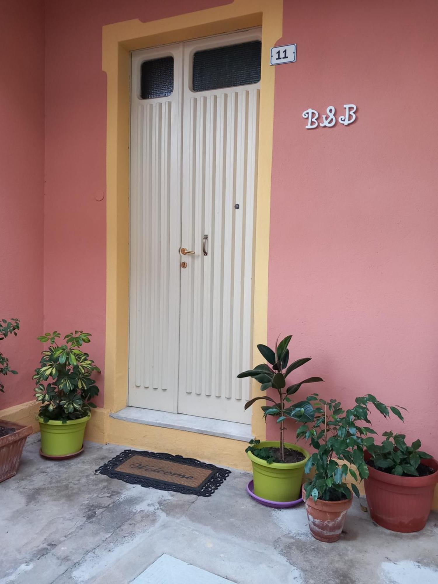 Divina Cuspide Bed & Breakfast Guspini Exterior foto